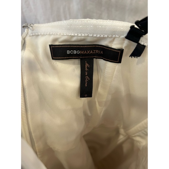 BCBG WHITE AND BLACK STRIPED STRAPLESS DRESS - Picture 3 of 3